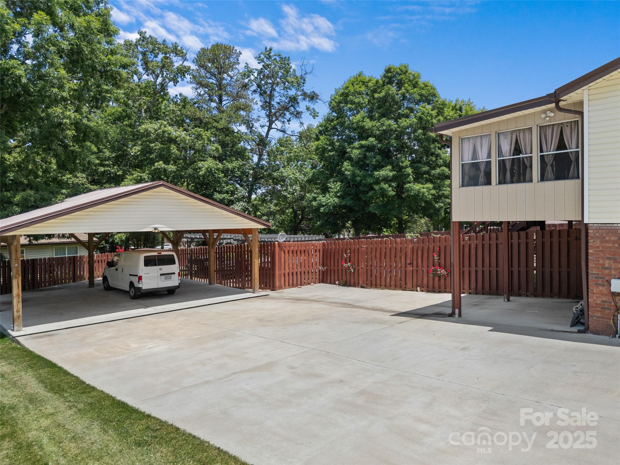 5 Granite Drive