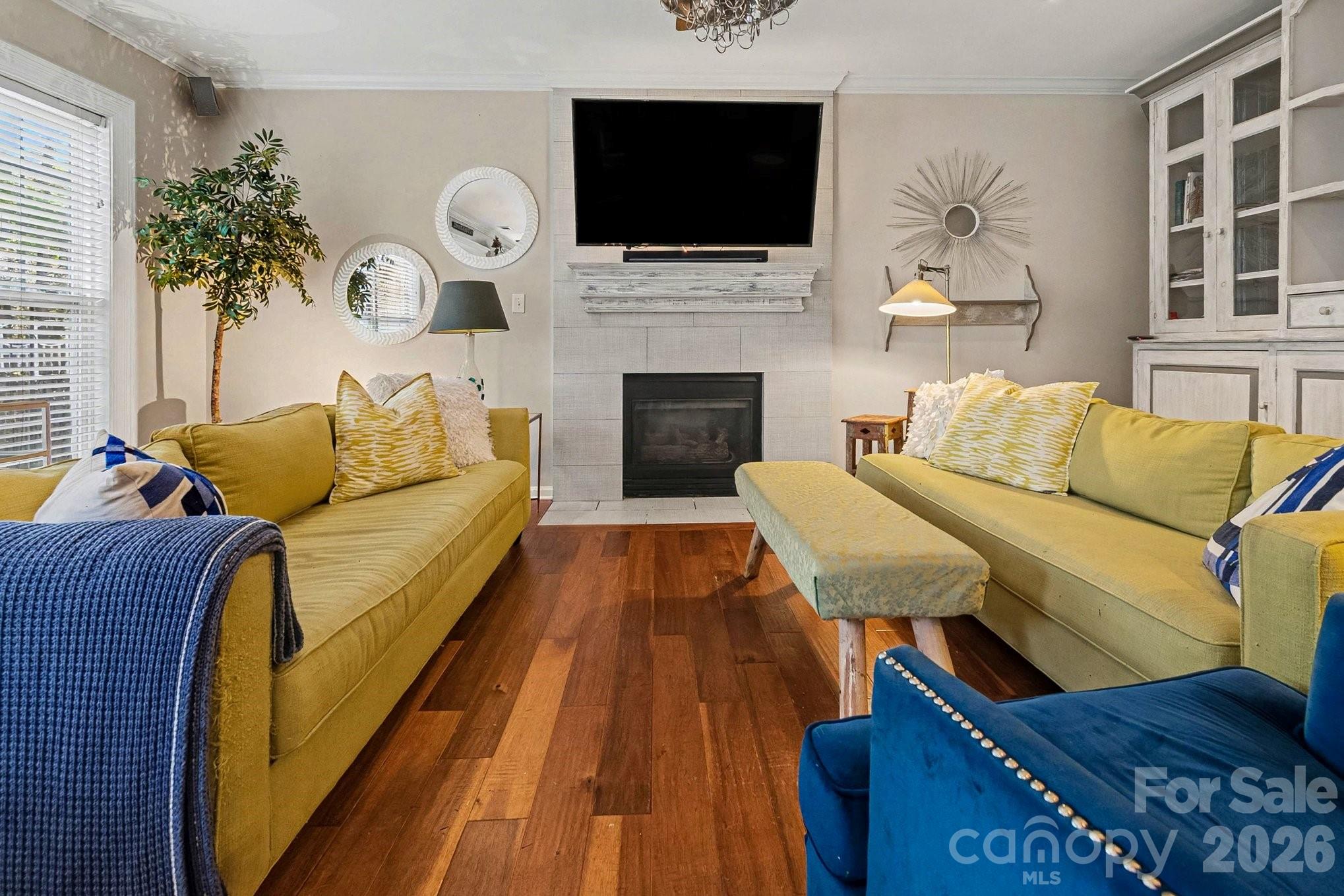 8842 Fieldcroft Drive