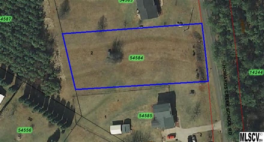 Great building lot! Level and clear! Bring your own builder or we will help you find one, no time limit to build. Take your time and do it right. Low county taxes and no HOA fees. Modulars are allowed, but no manufactured home.This is a well established area, just minutes from Lincolnton. Great schools and shopping is close by. Over a half acre and you are nestled in the West Lincoln Countryside!