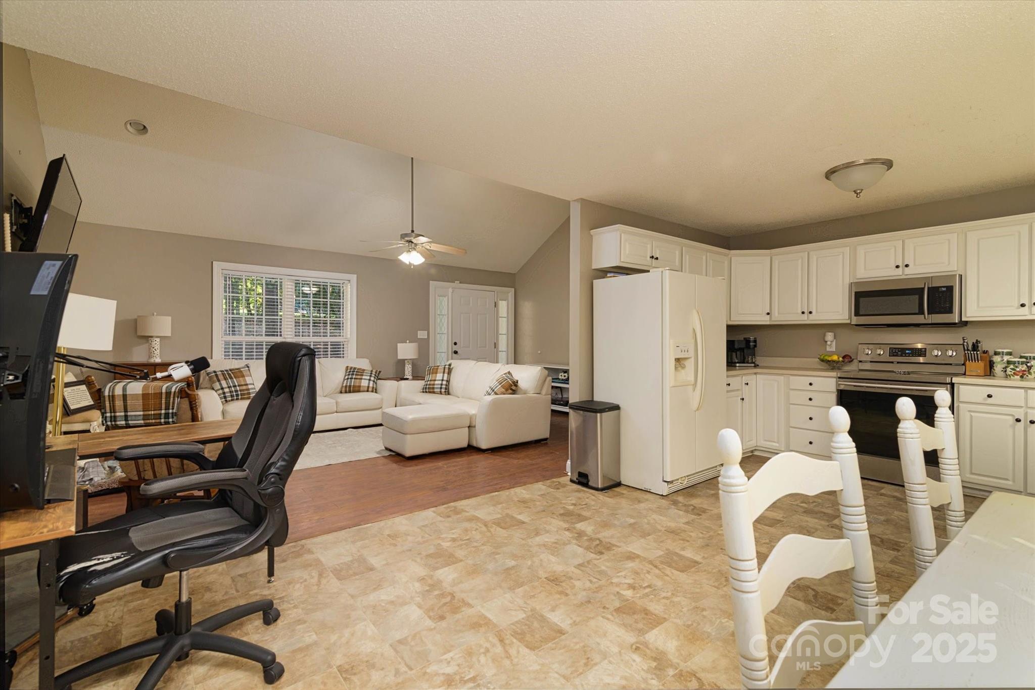 Ragin Estates - Residential