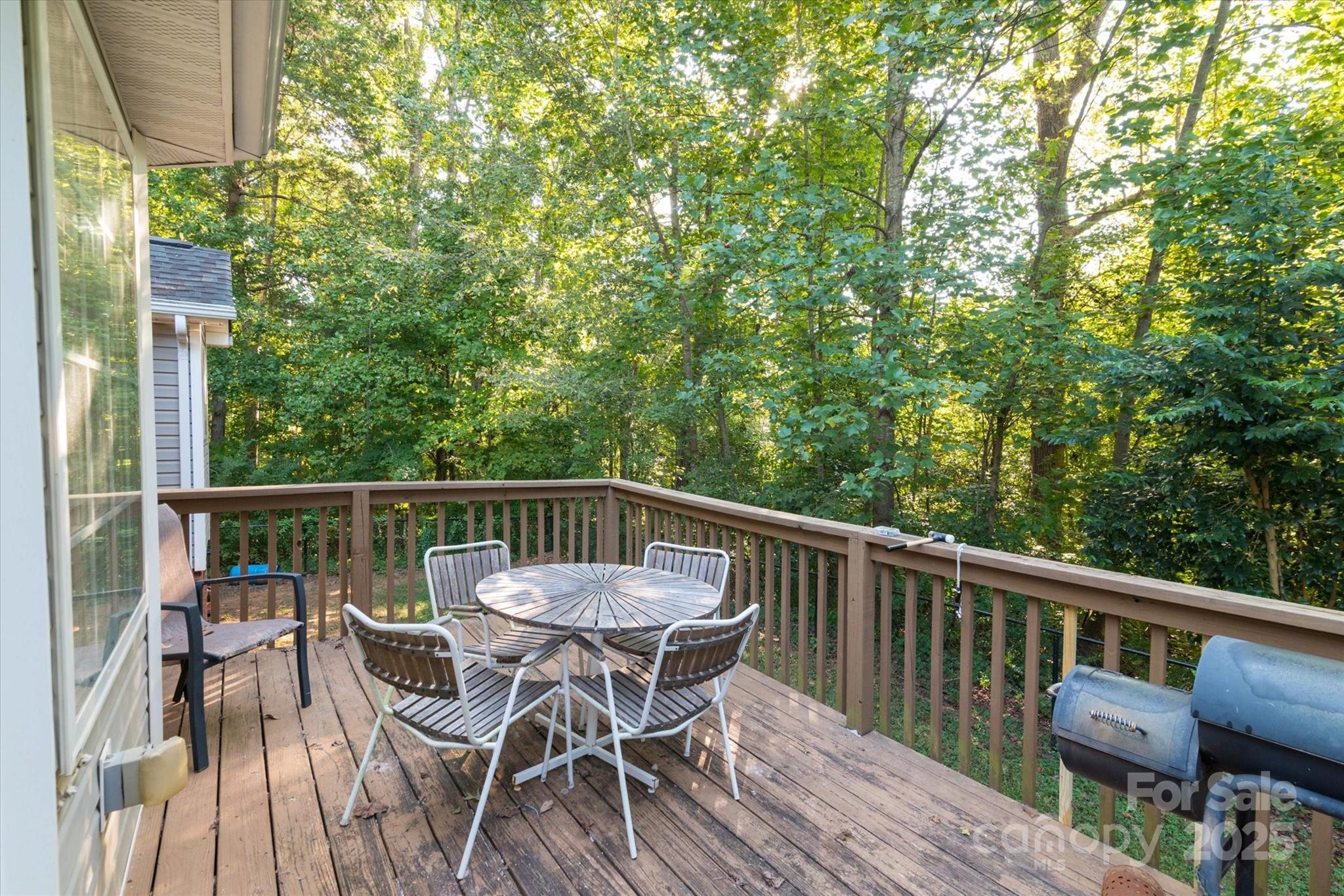 Ragin Estates - Residential