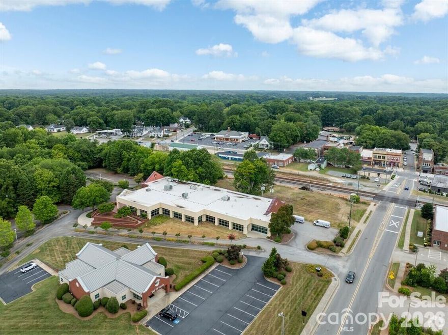 Former  Novant Regional Medical center. Full Brick Veneer, Tastefully designed,  easy usable. Could be divided into 2 or three practice. Also, with the huge reception center a Event Space is possible. > Please call listing agent for preview and any questions