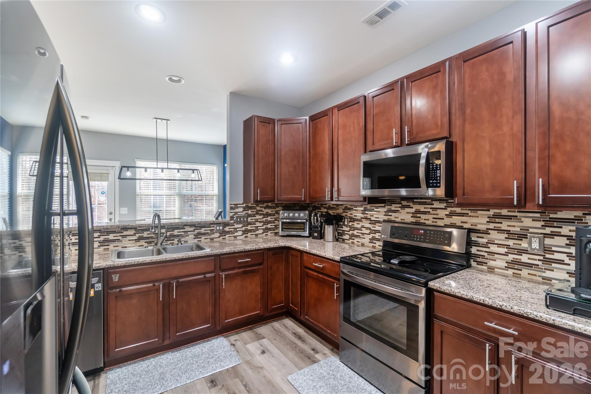 Falcon Ridge - Residential