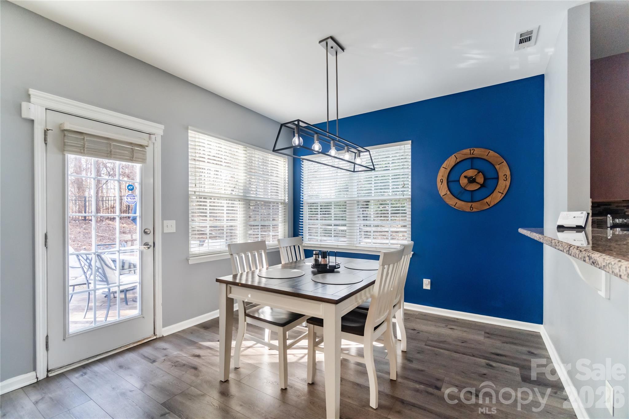 Falcon Ridge - Residential