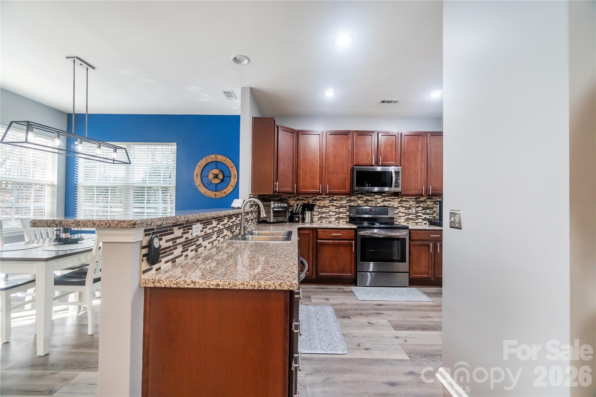 Falcon Ridge - Residential