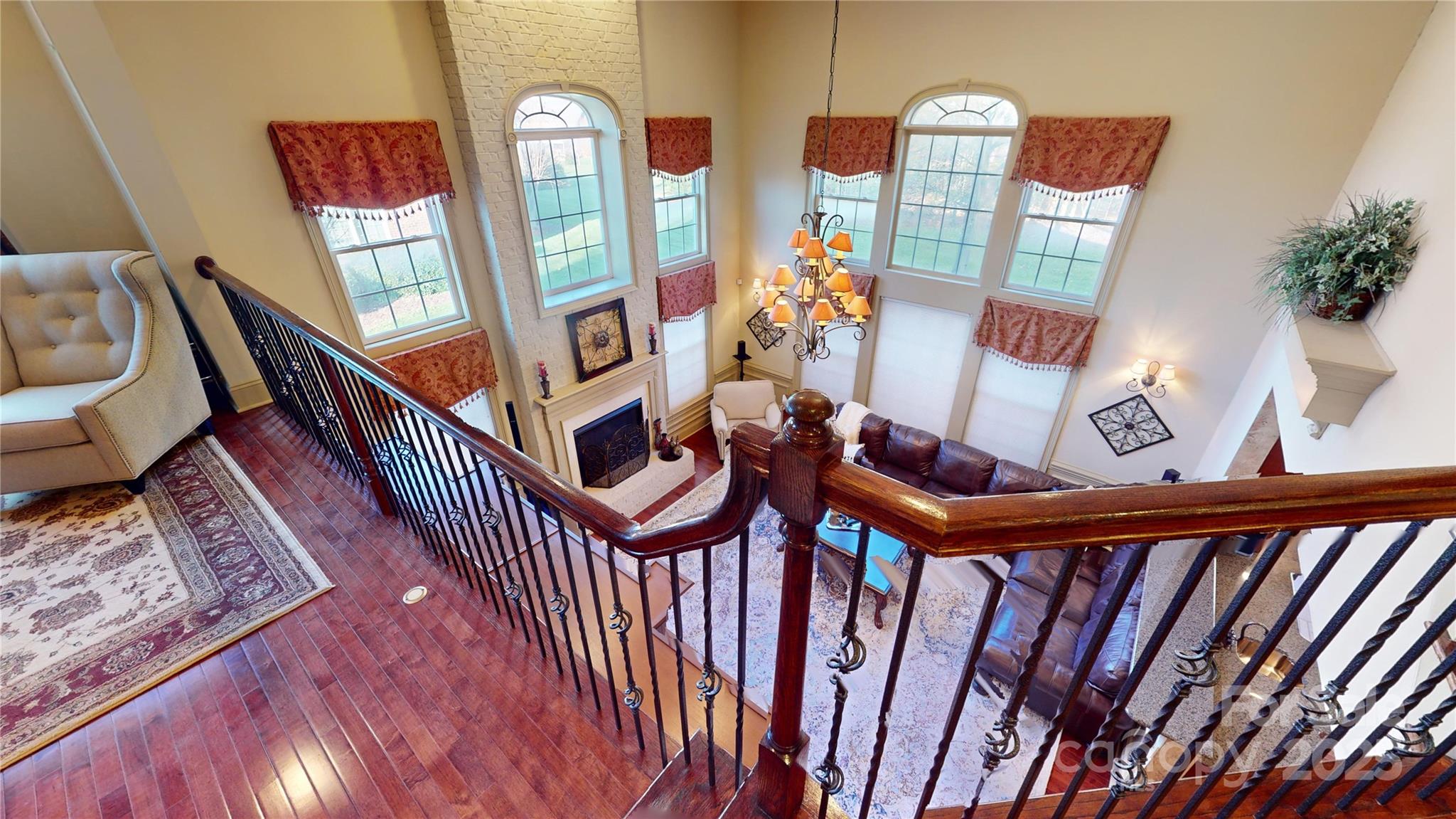 708 RidgeLake Drive