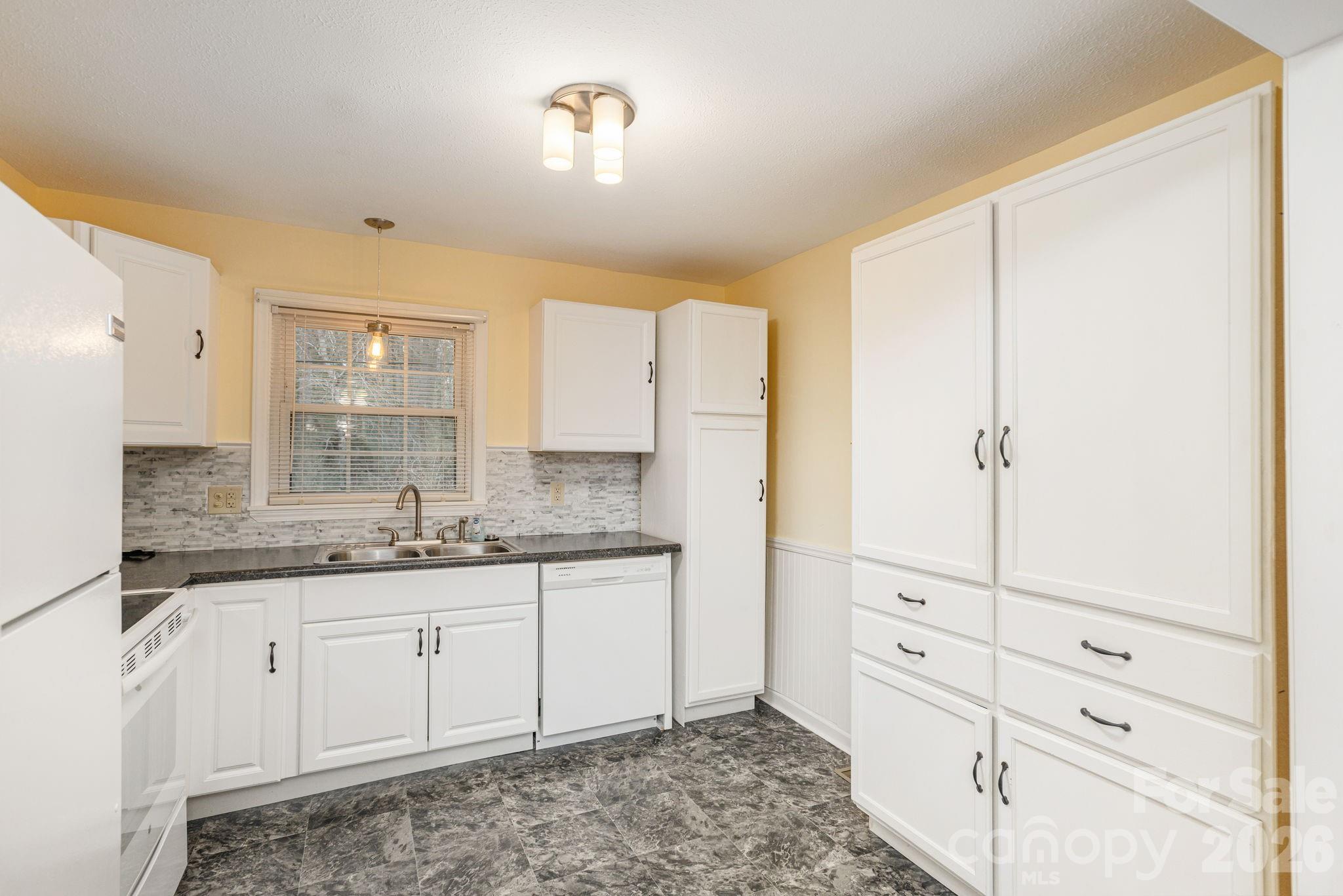 Carriage House - Residential