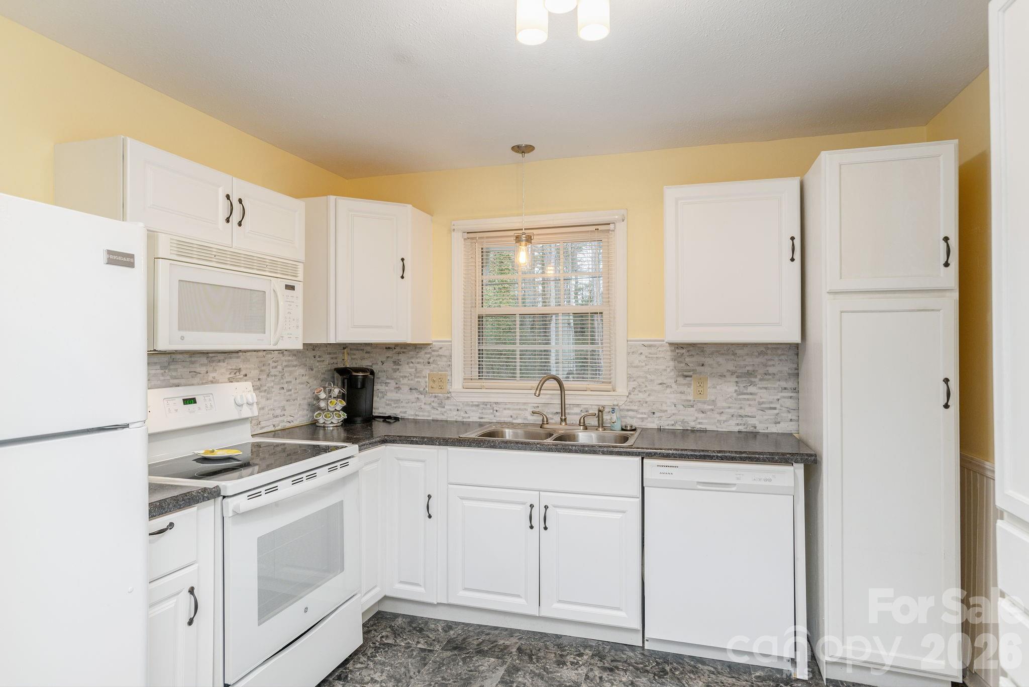 Carriage House - Residential