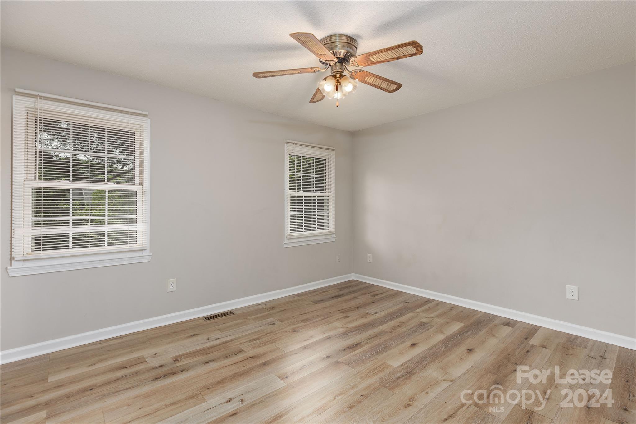 Lexington Commons - Residential Lease