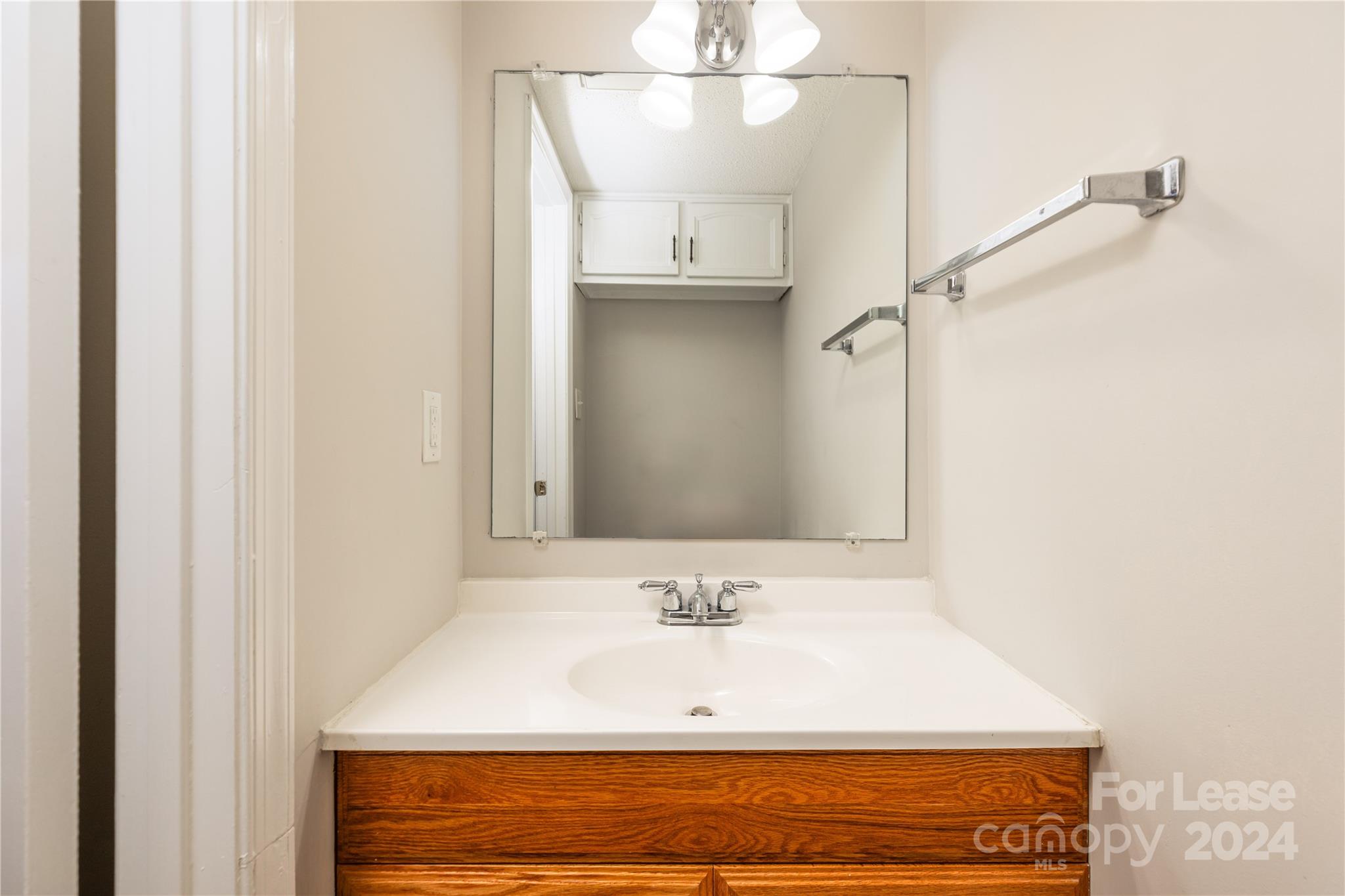 Lexington Commons - Residential Lease