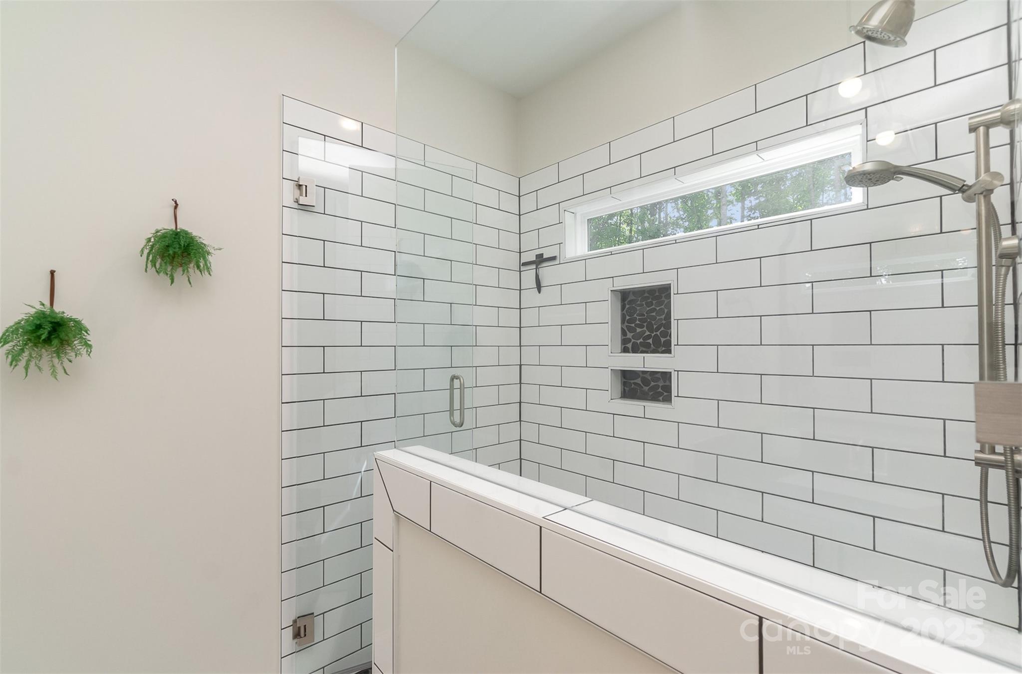 Sanders Landing - Residential