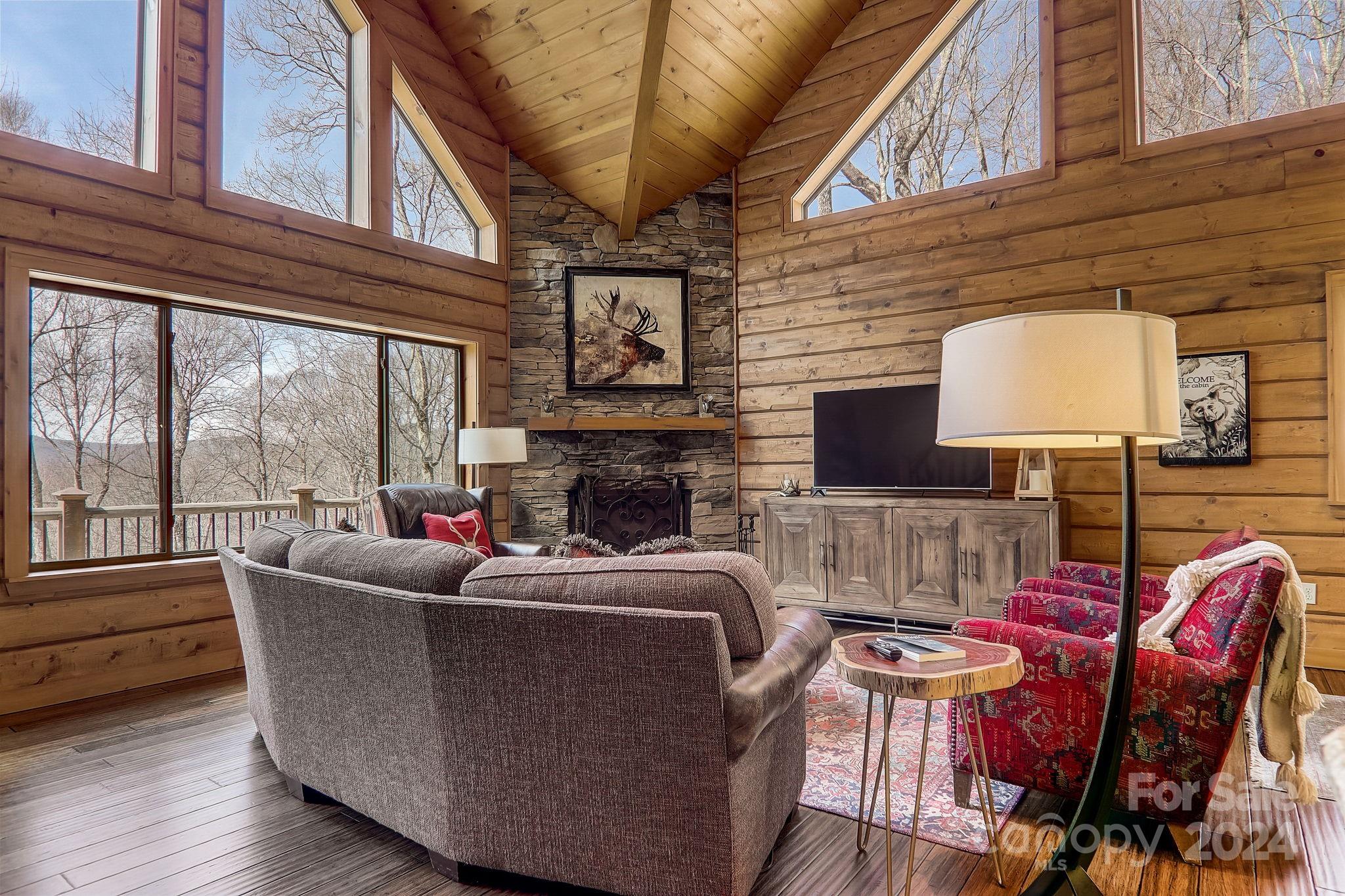 Smoky Mountain Retreat at Eagles Nest - Residential