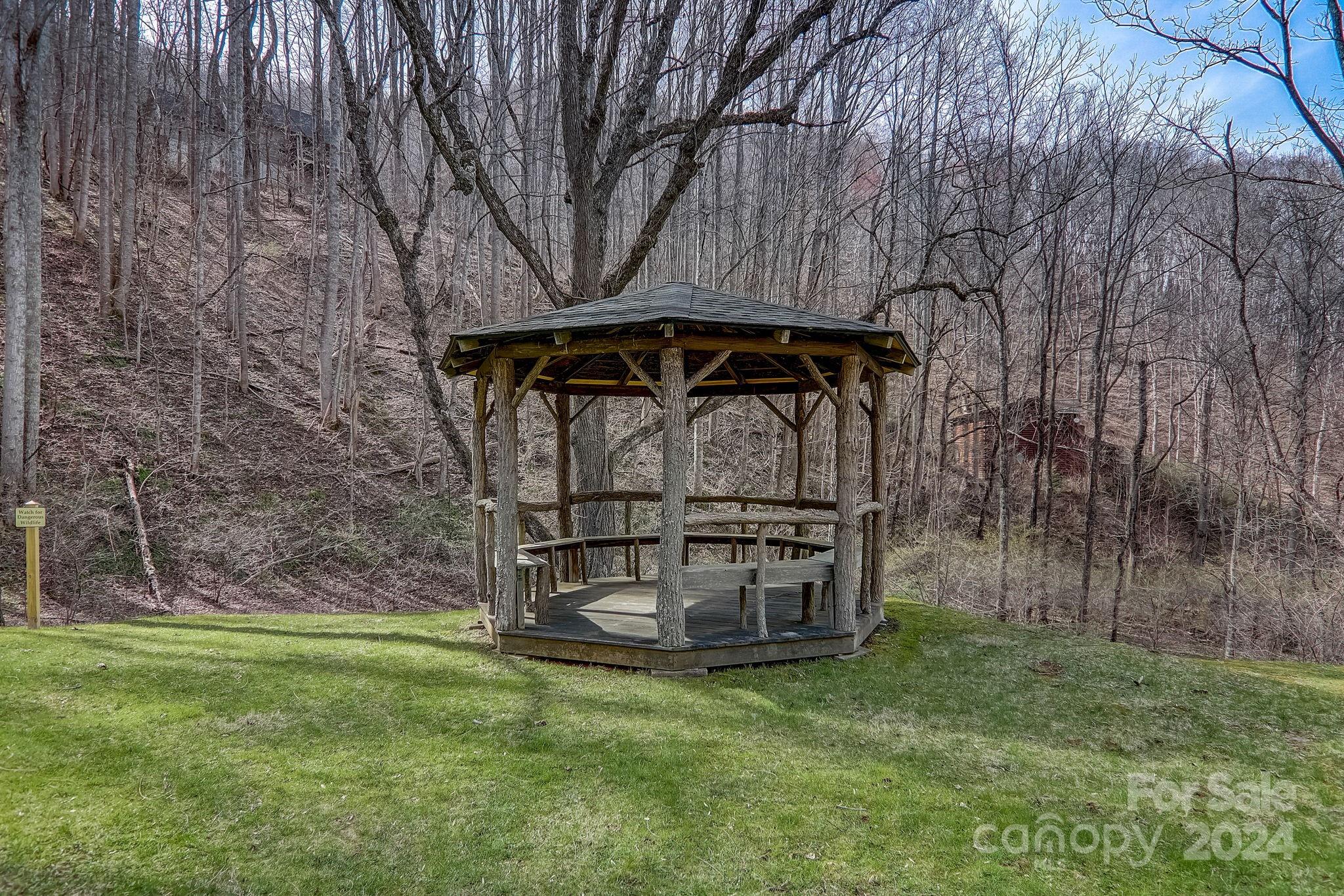 Smoky Mountain Retreat at Eagles Nest - Residential