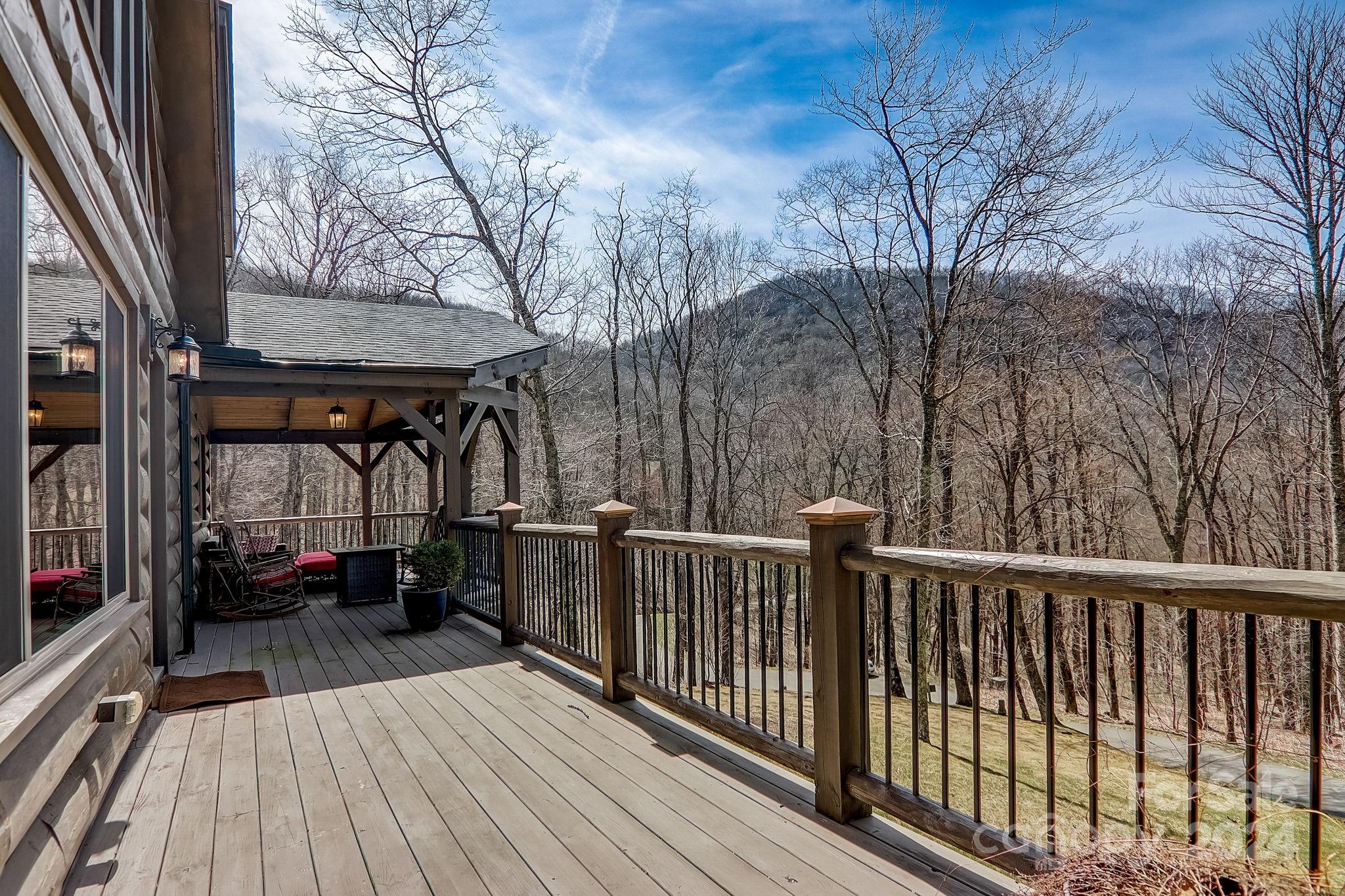 Smoky Mountain Retreat at Eagles Nest - Residential