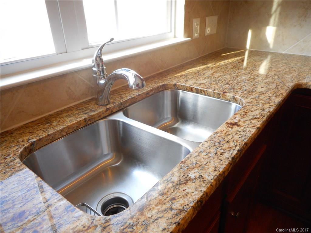 Baxter Village - Residential Lease