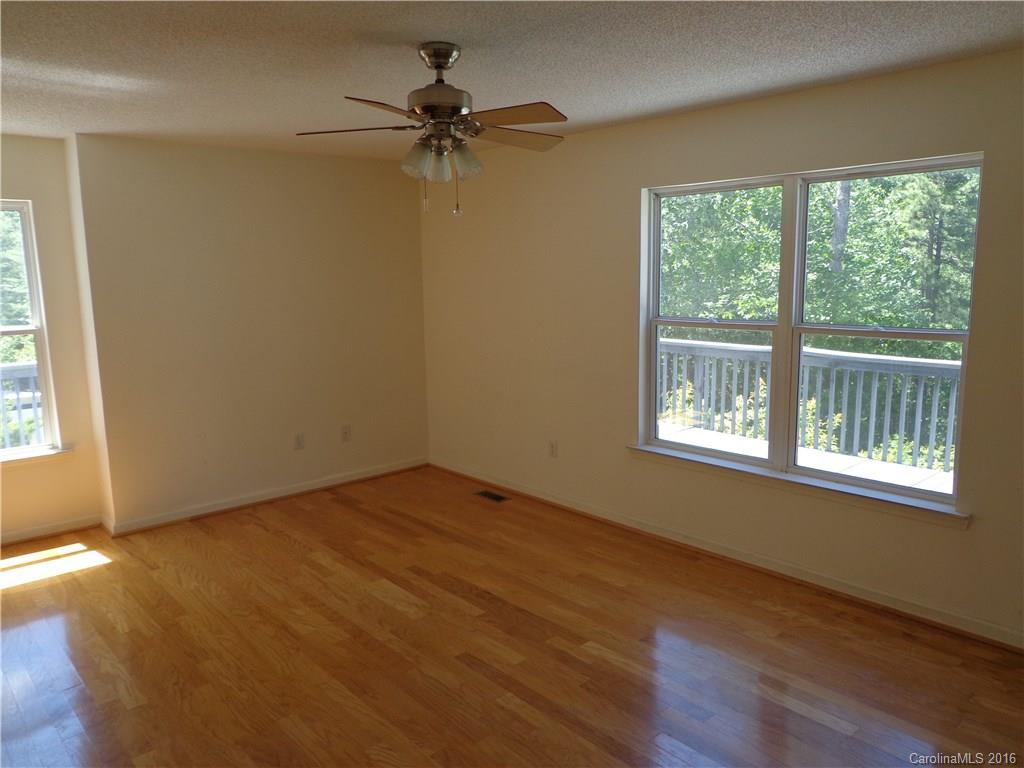 Deer Crossing - Residential