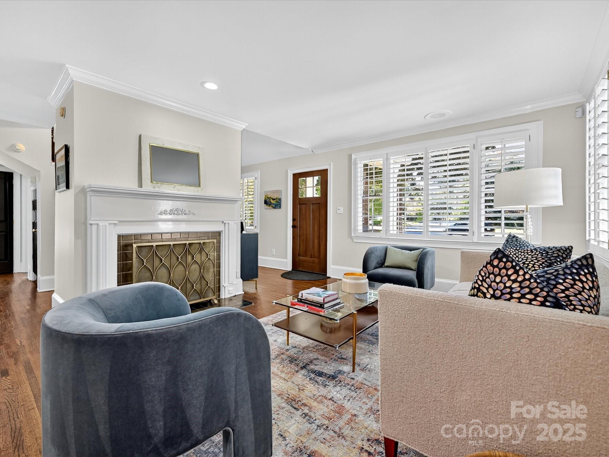 1937 Brandon Circle