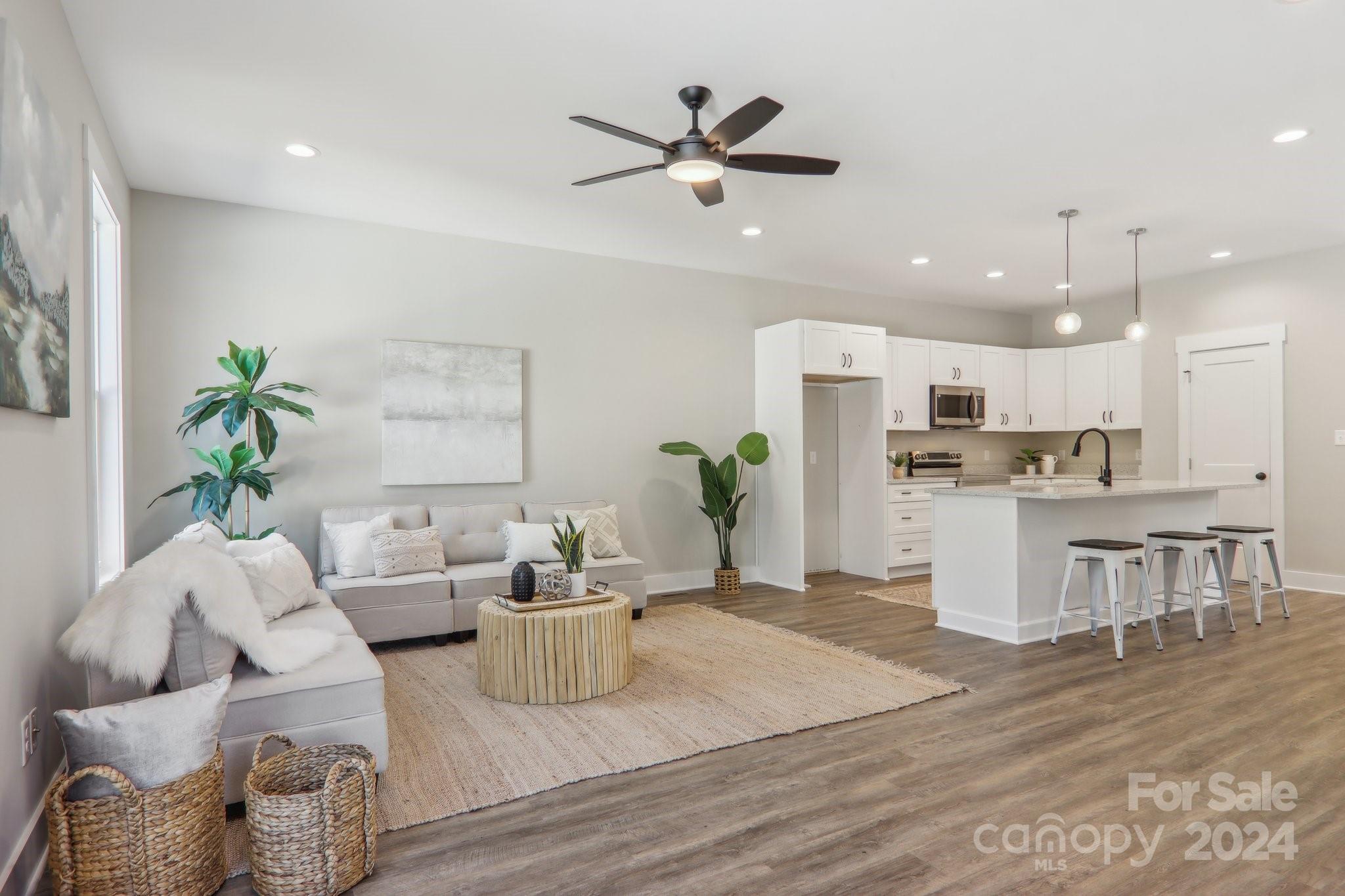 6 Escondido Drive