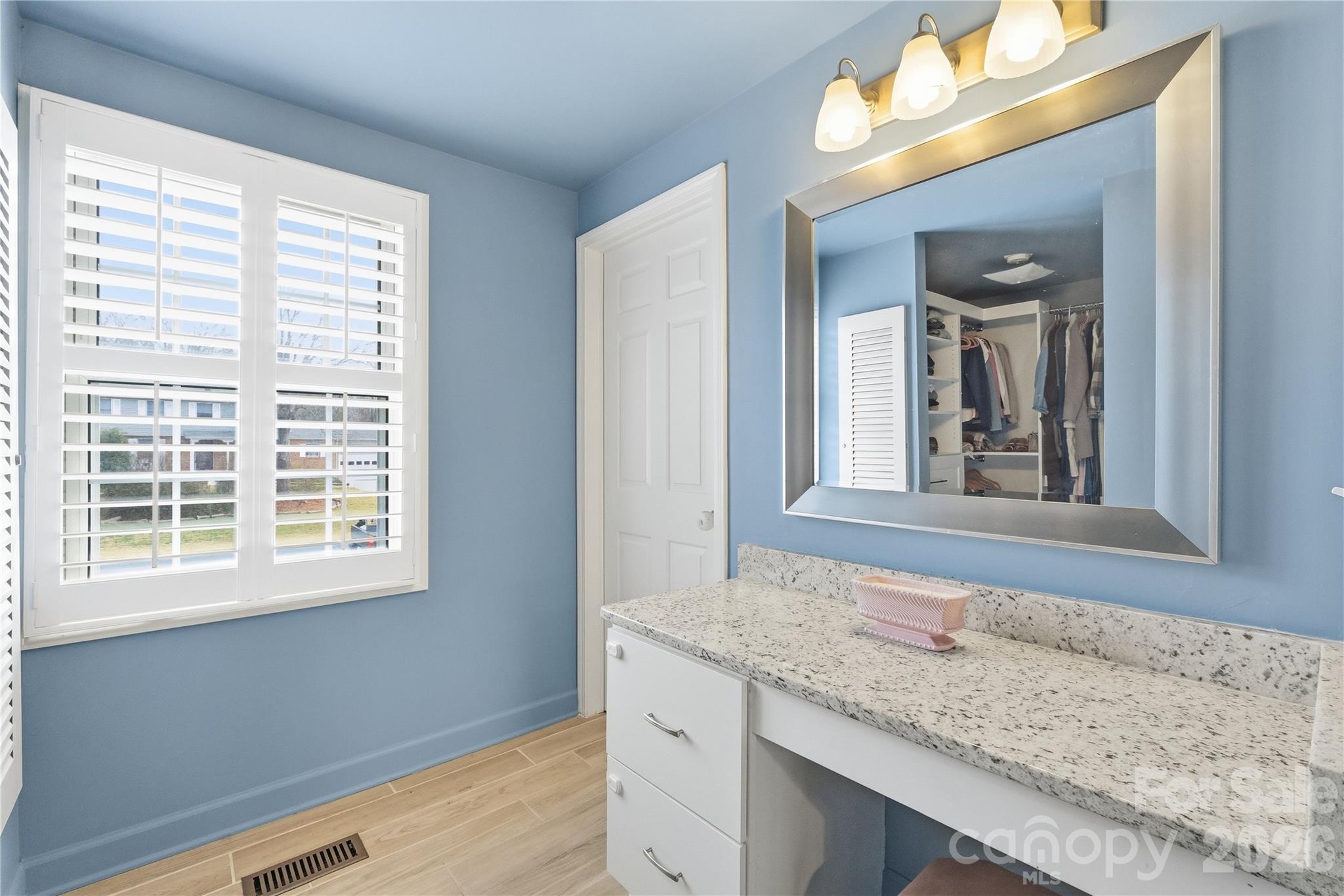 Shadow Lake - Residential