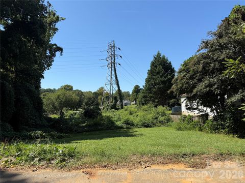 Photo of 2801 Clyde Drive, Charlotte, NC 28208 (MLS # 4364500)
