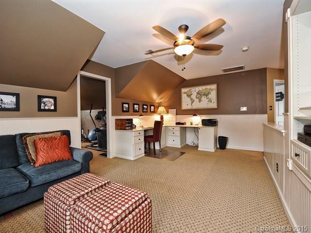 Hunter Oaks - Residential