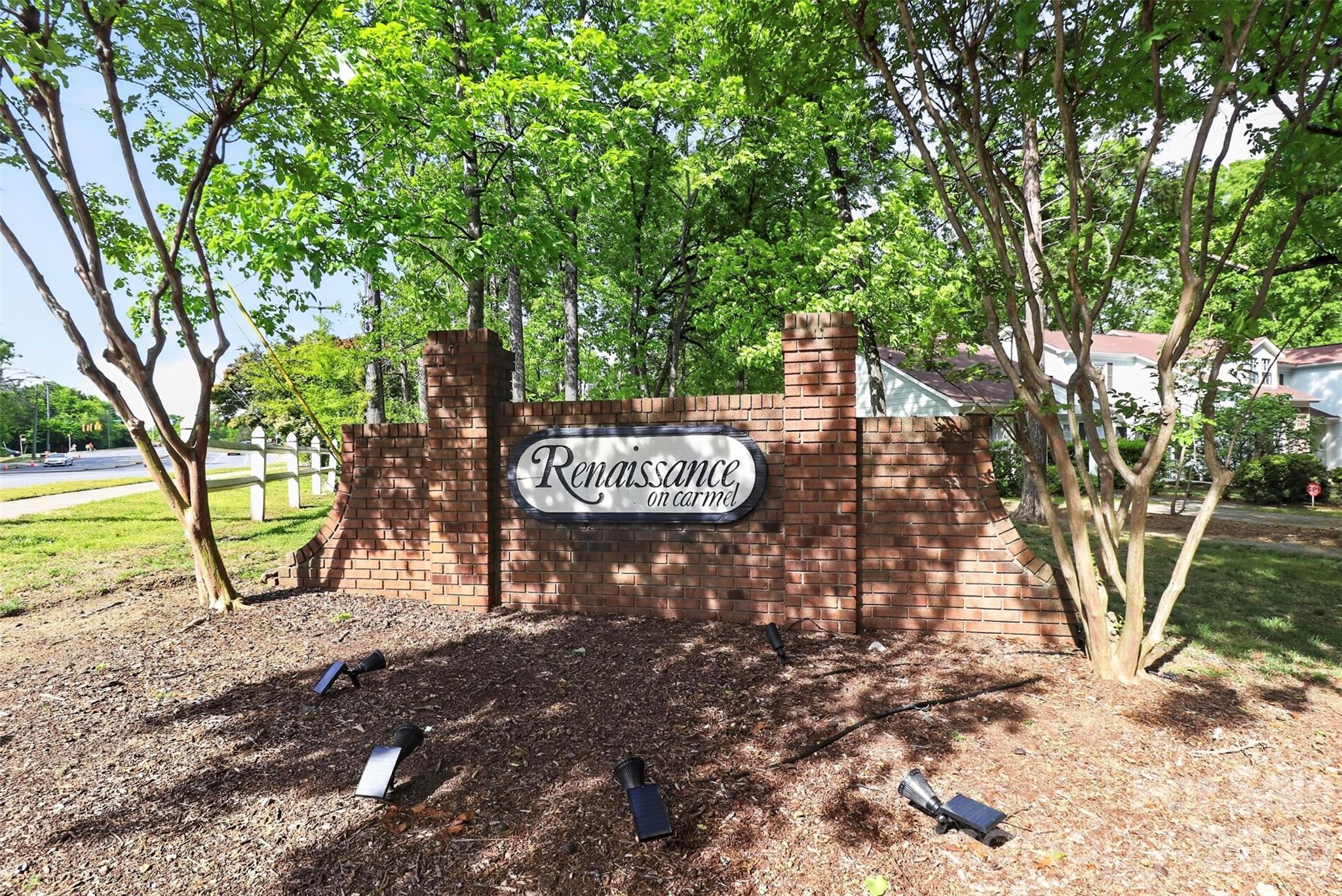 Renaissance On Carmel - Residential