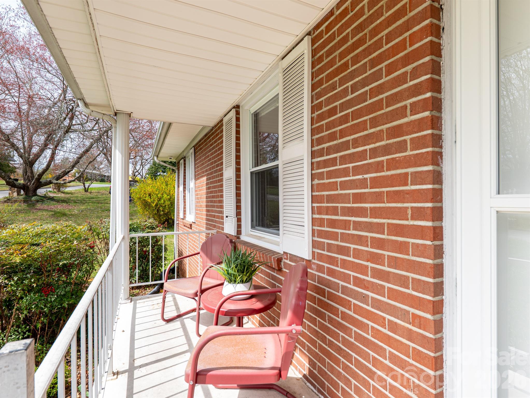 Knollwood - Residential