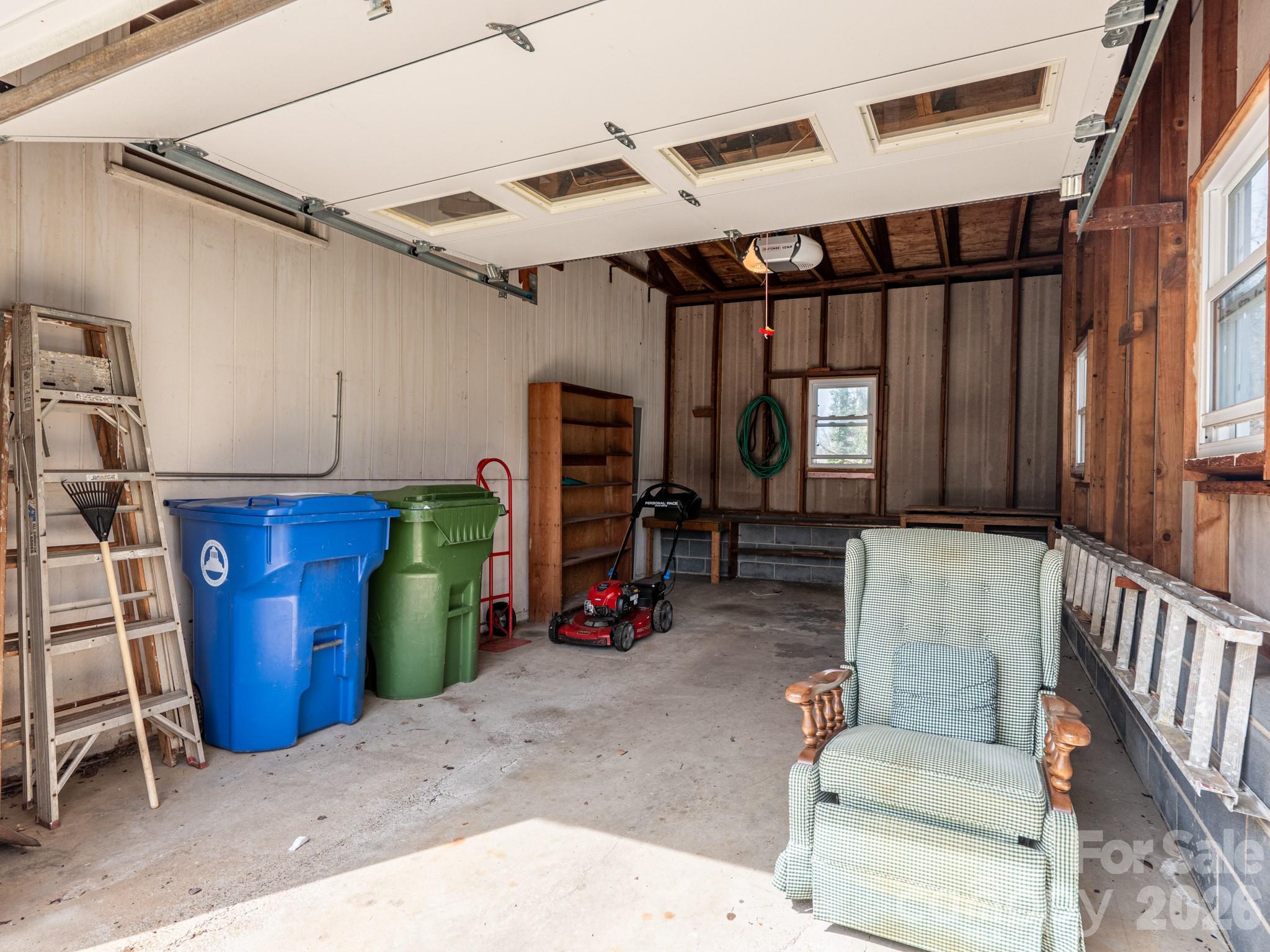 Knollwood - Residential