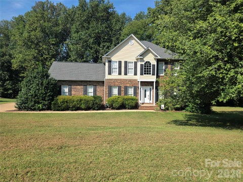 Photo of 2591 Chandy Street, Newton, NC 28658 (MLS # 4426319)