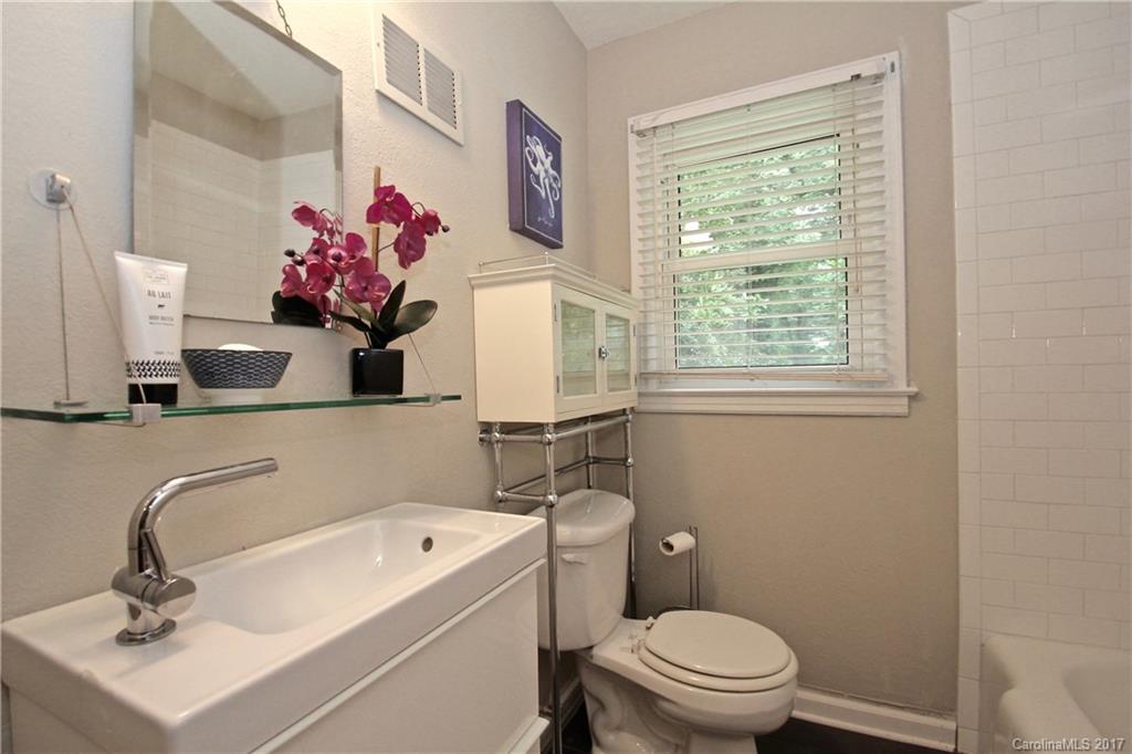 Merry Oaks - Residential
