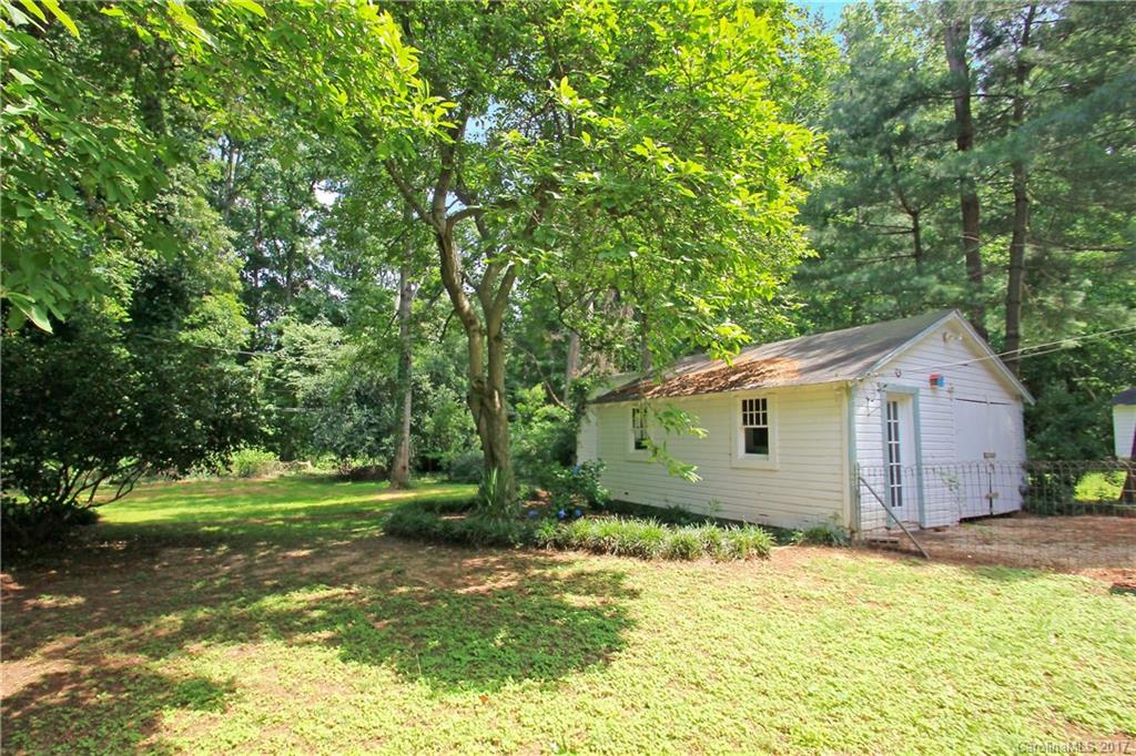 Merry Oaks - Residential