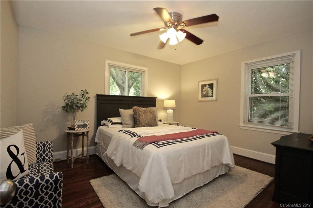 Merry Oaks - Residential
