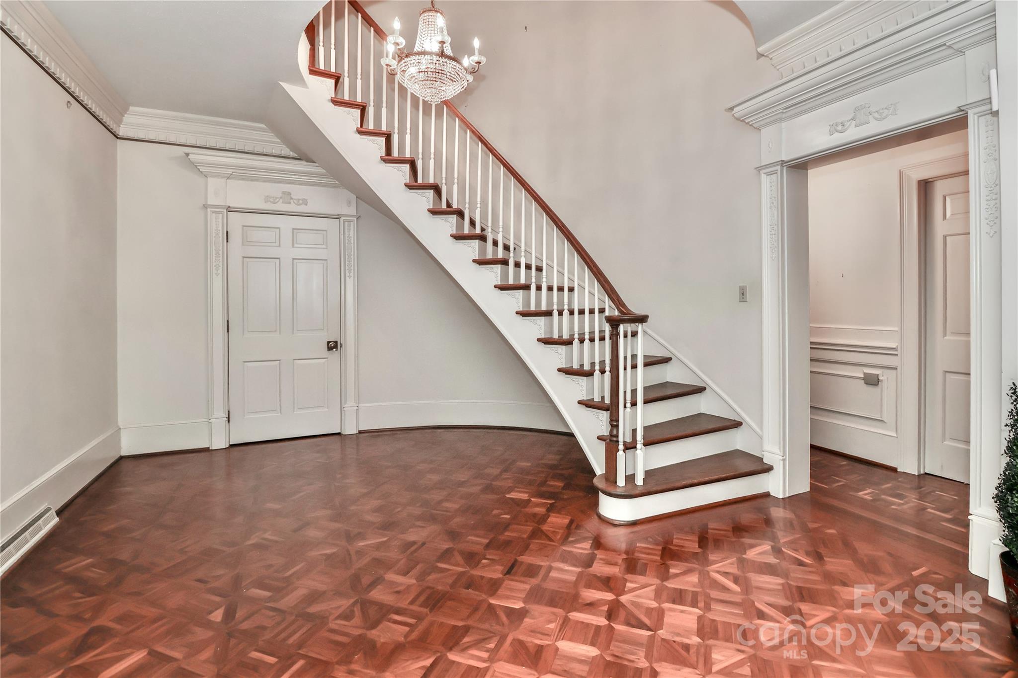 715 Saint Cloud Drive