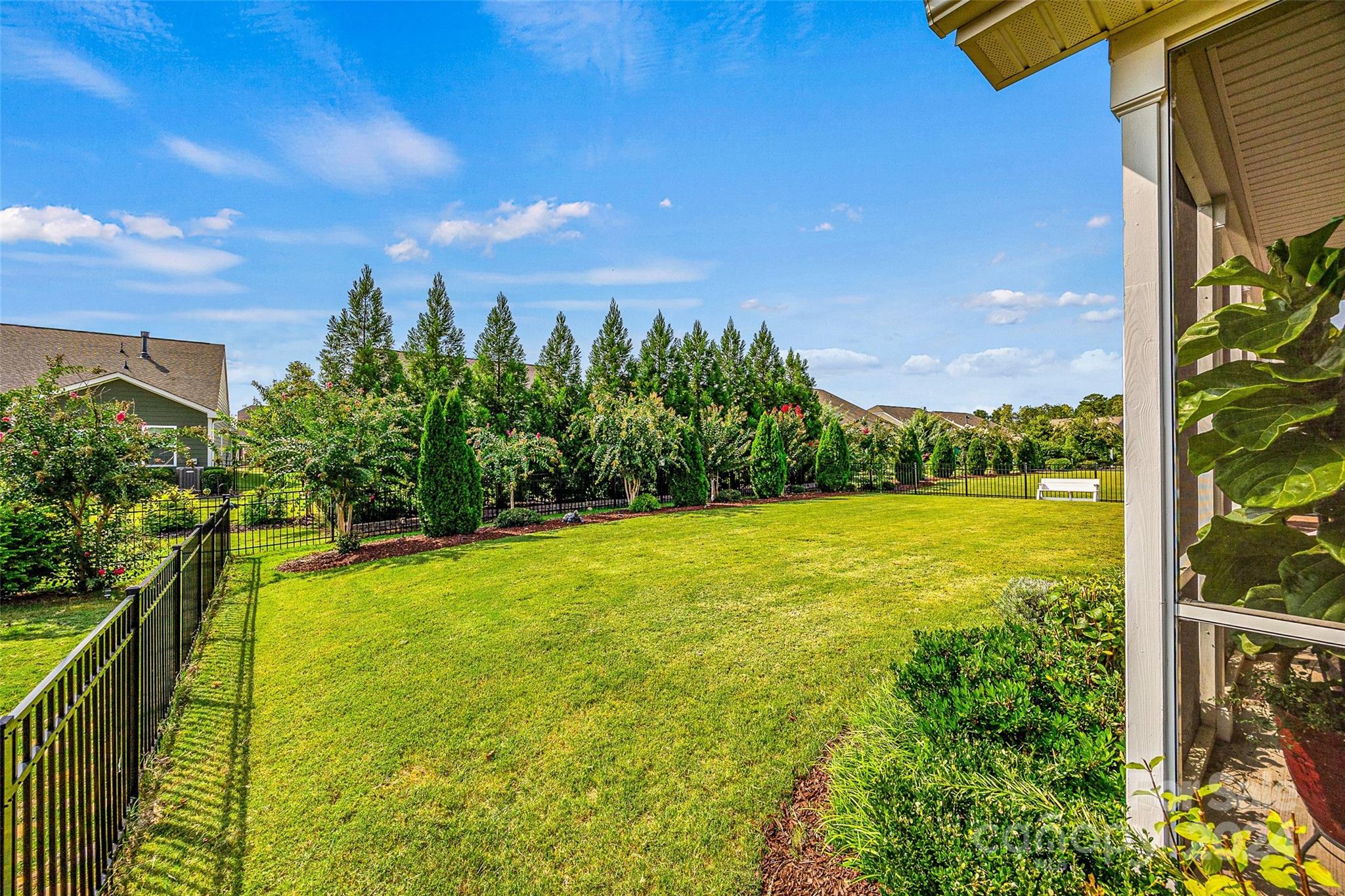 Tree Tops - Residential