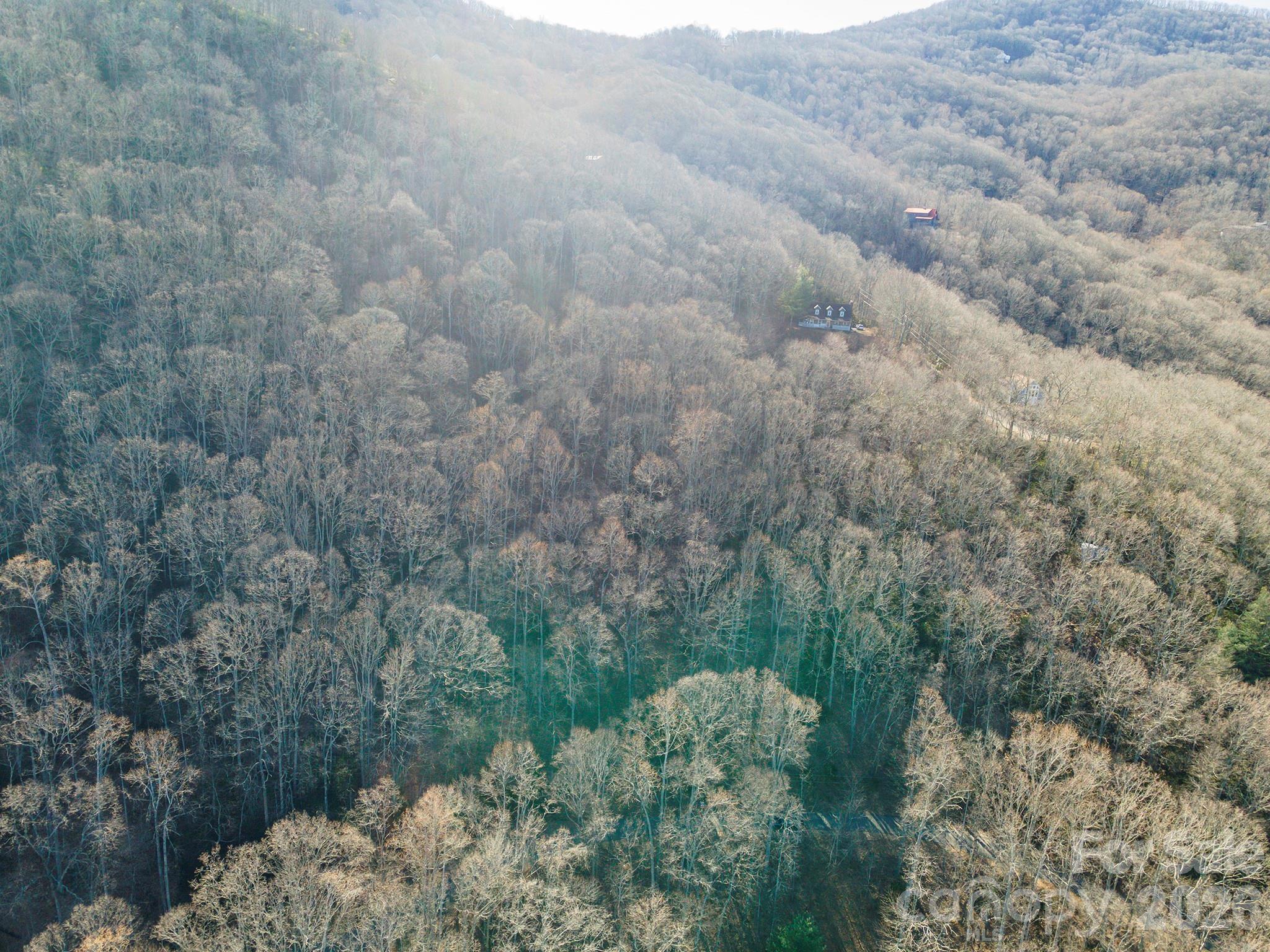 Alpine Mountain - Land