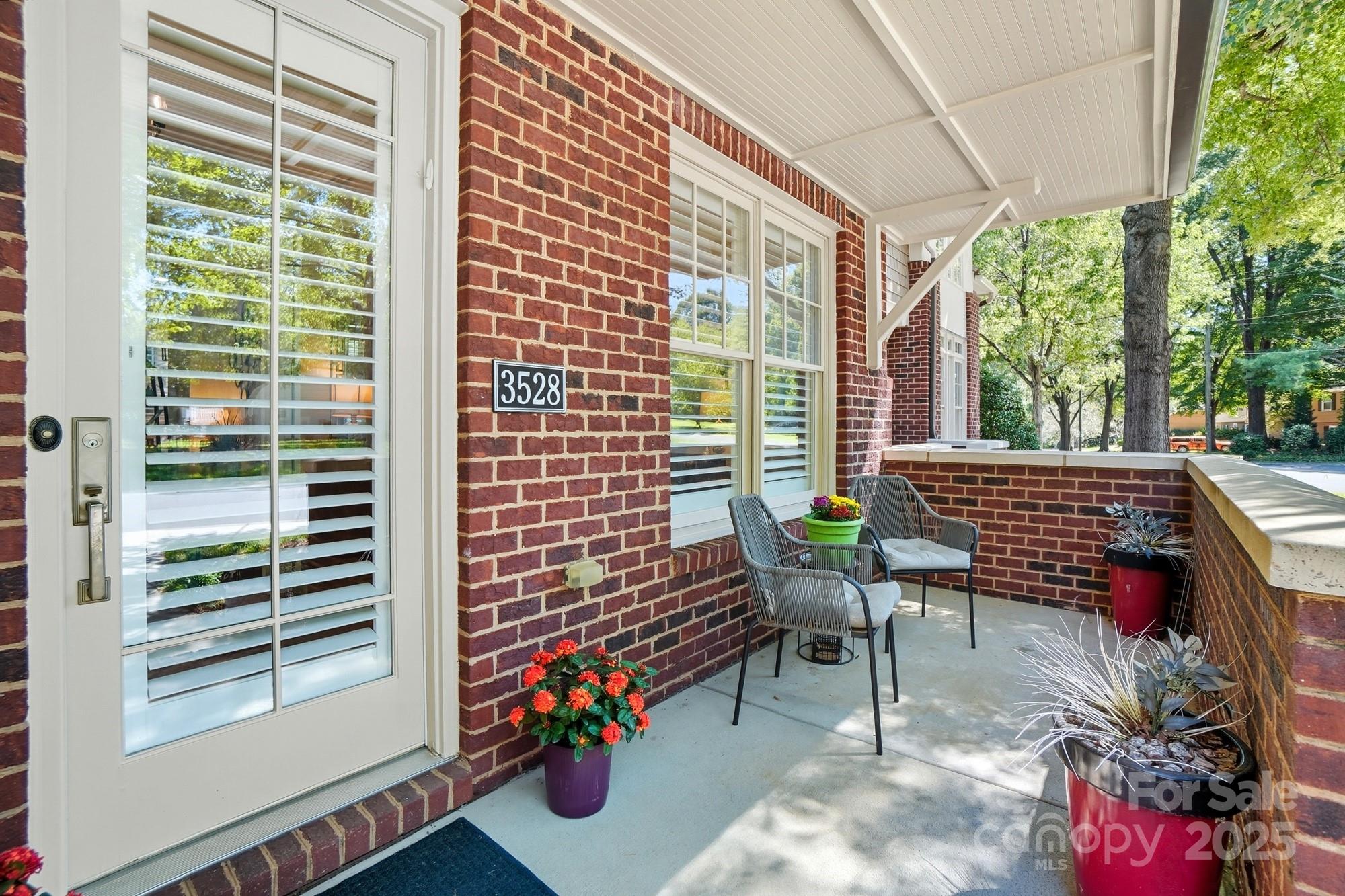 3528 Winslow Green Drive