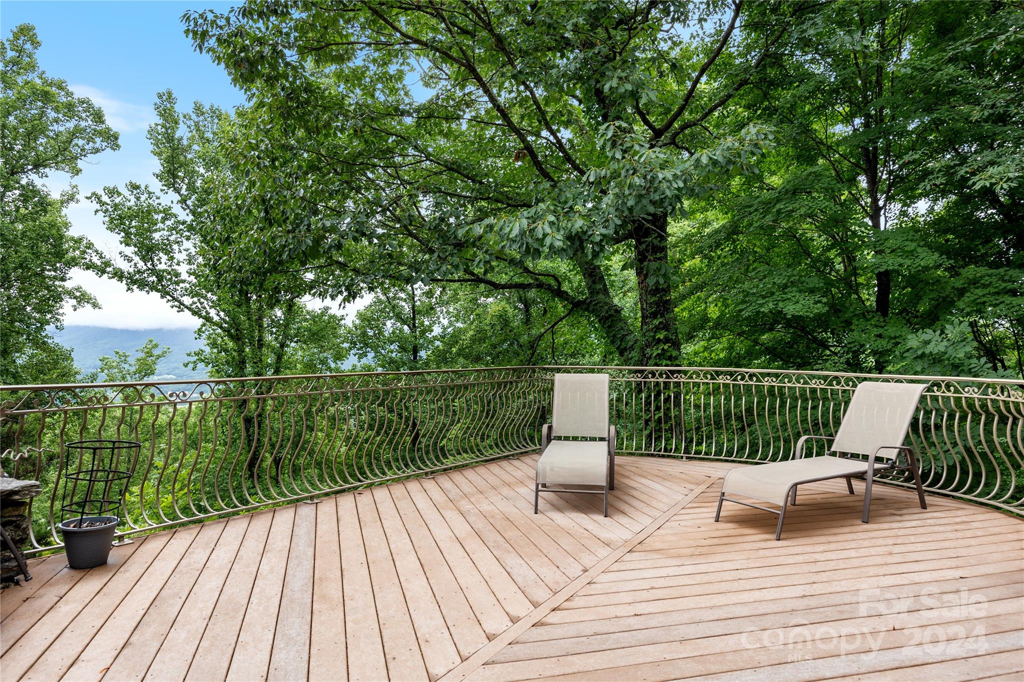 Smoky Mountain Sanctuary - Residential