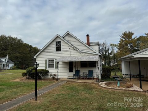 A home in Hickory