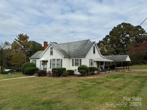 A home in Hickory