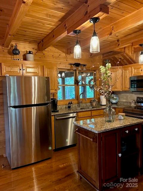 Hidden Lake - Residential