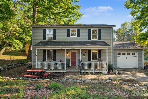 Photo of 2505 Point Street, Conover, NC 28610 (MLS # 4432996)