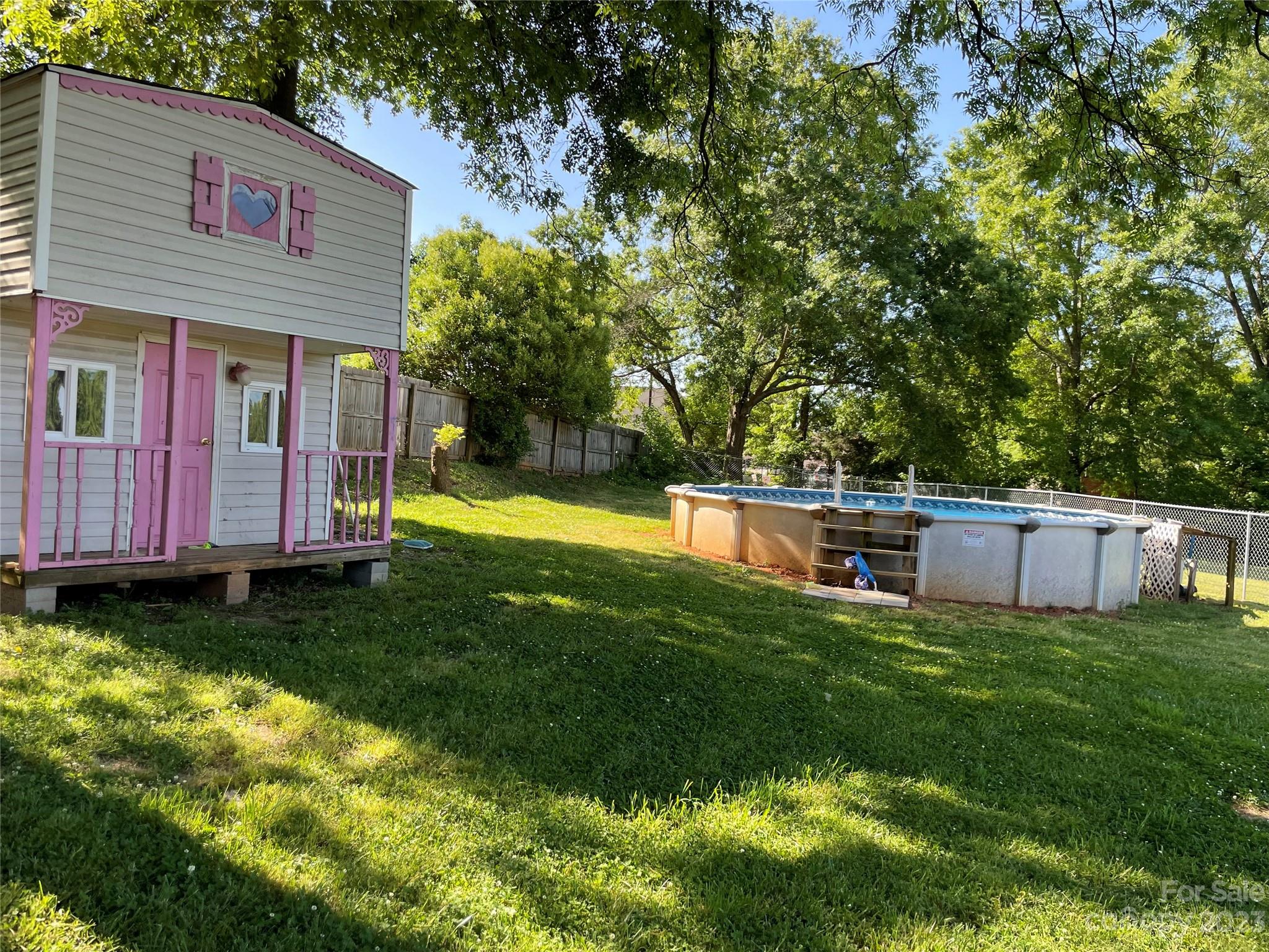 Applewood - Residential