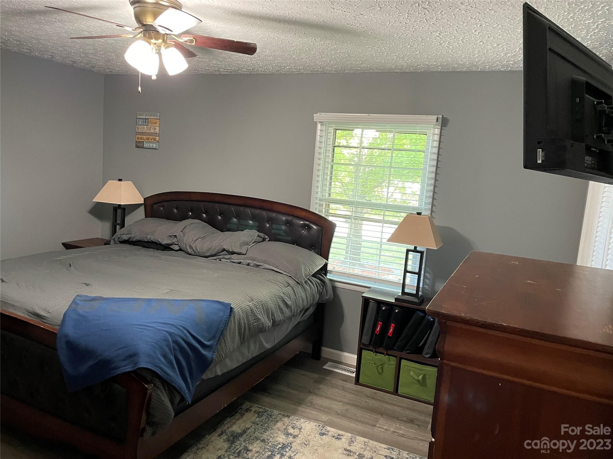 Applewood - Residential