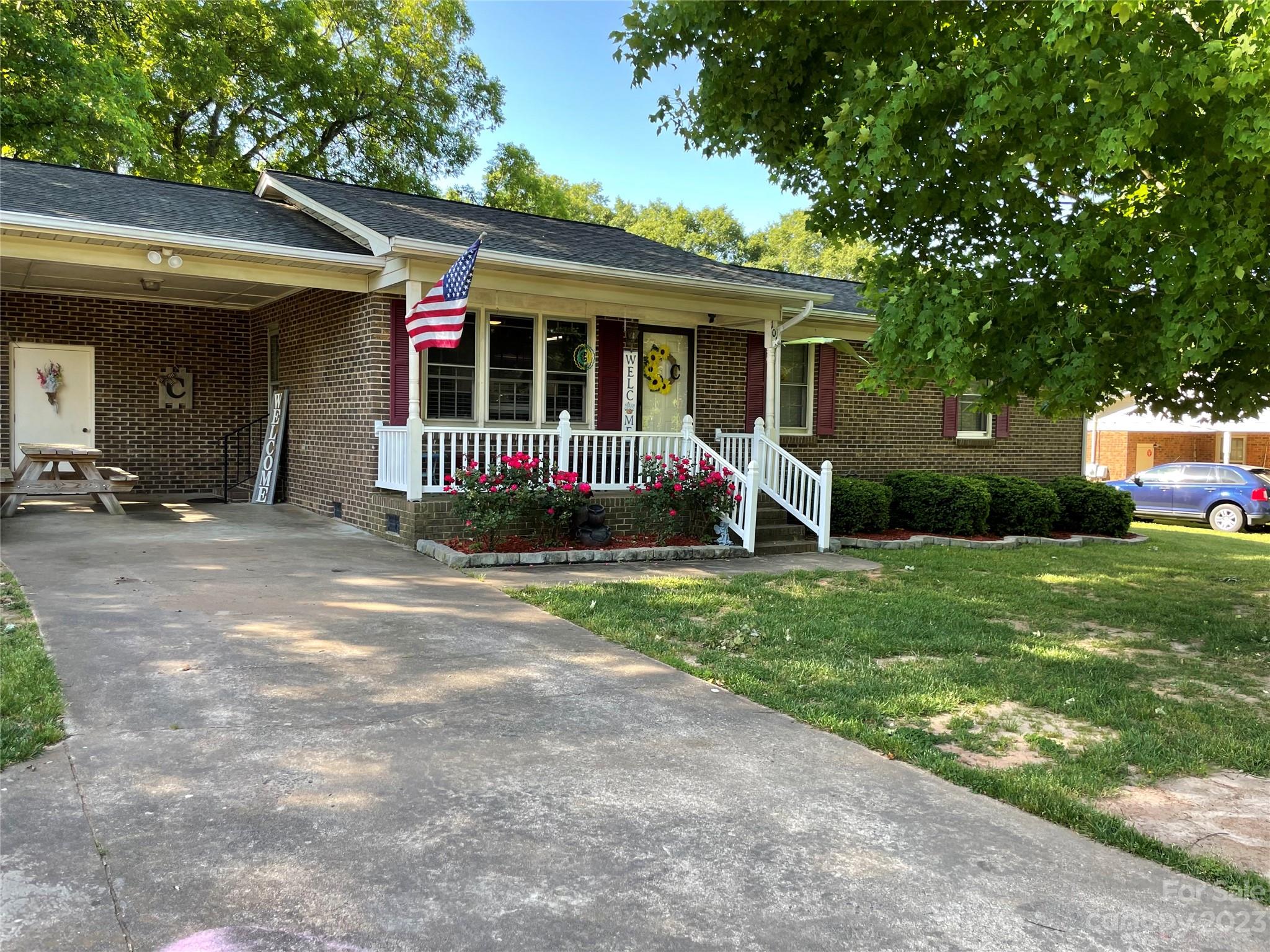 Applewood - Residential