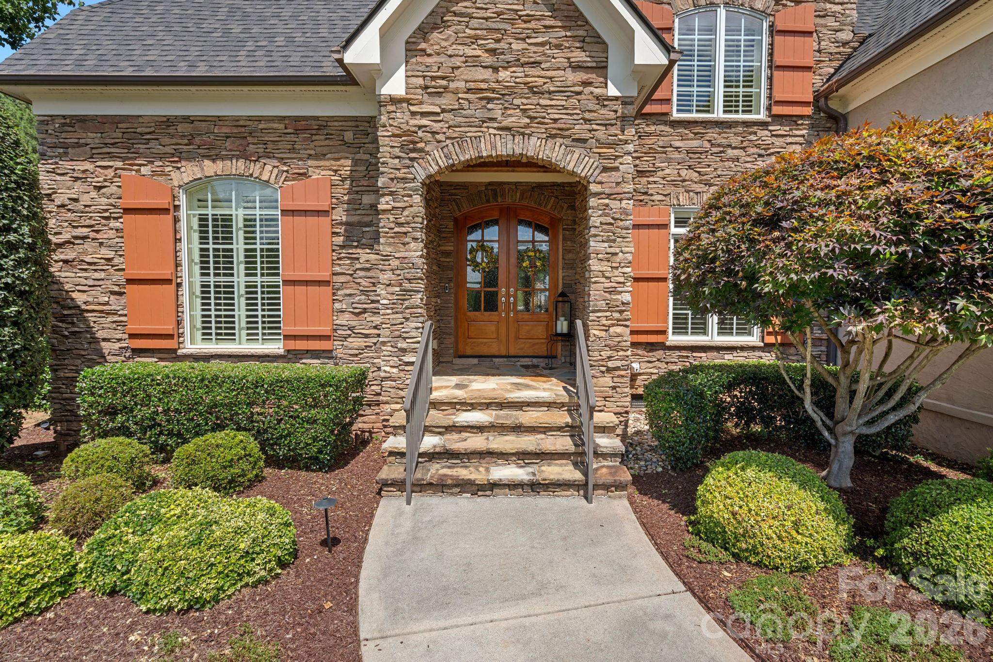169 Cape Cod Way
