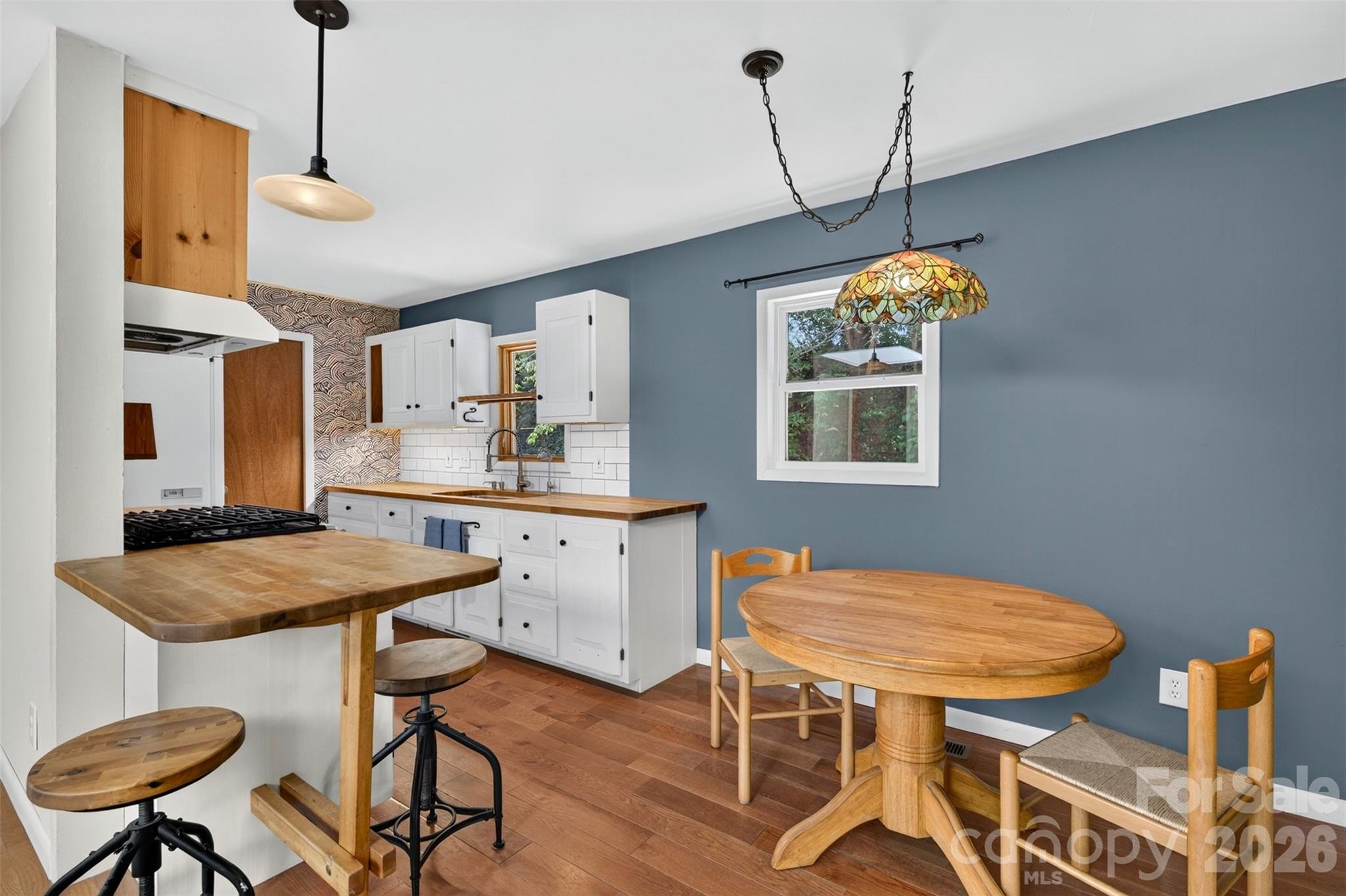 9 Good Neighbor Ridge