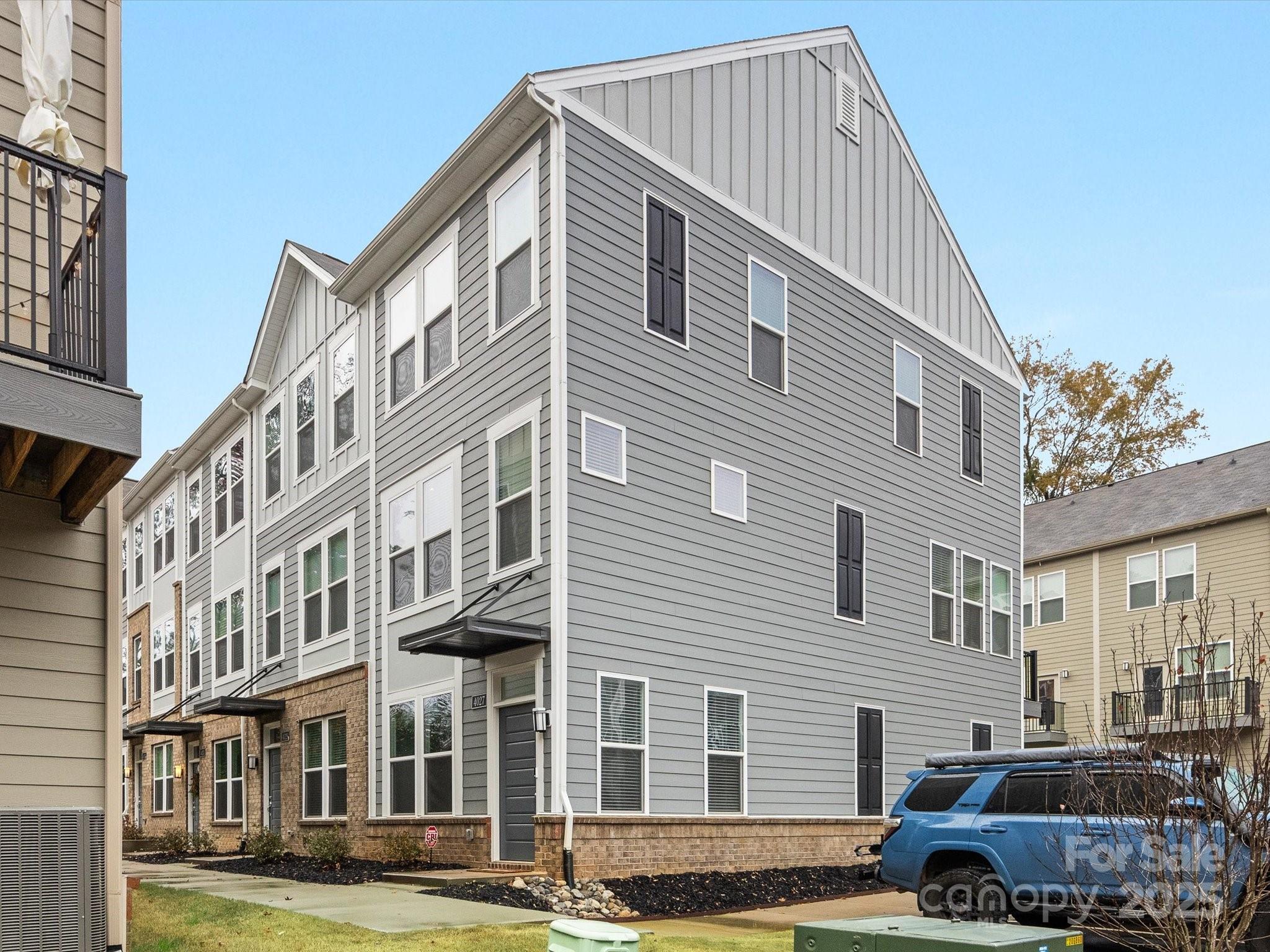 4027 Capital Ridge Court 10