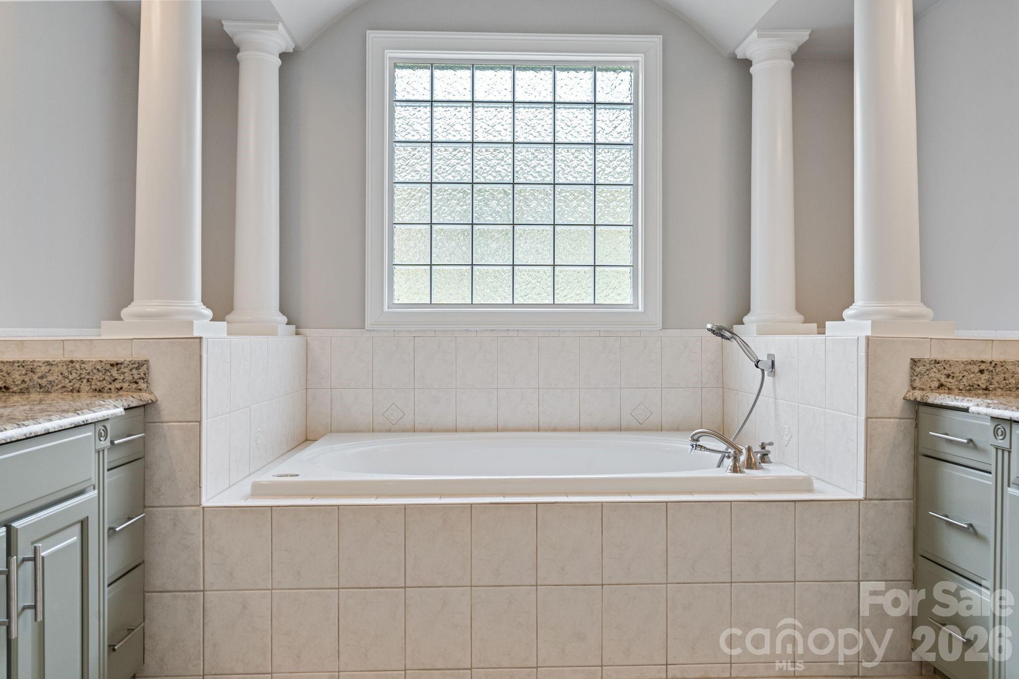 Pine Creek - Residential