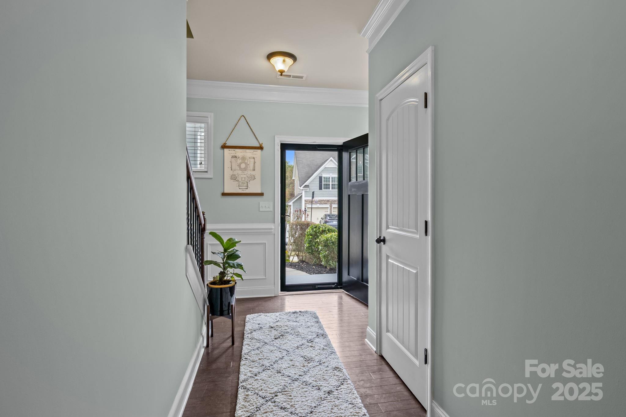3427 Streamside Drive
