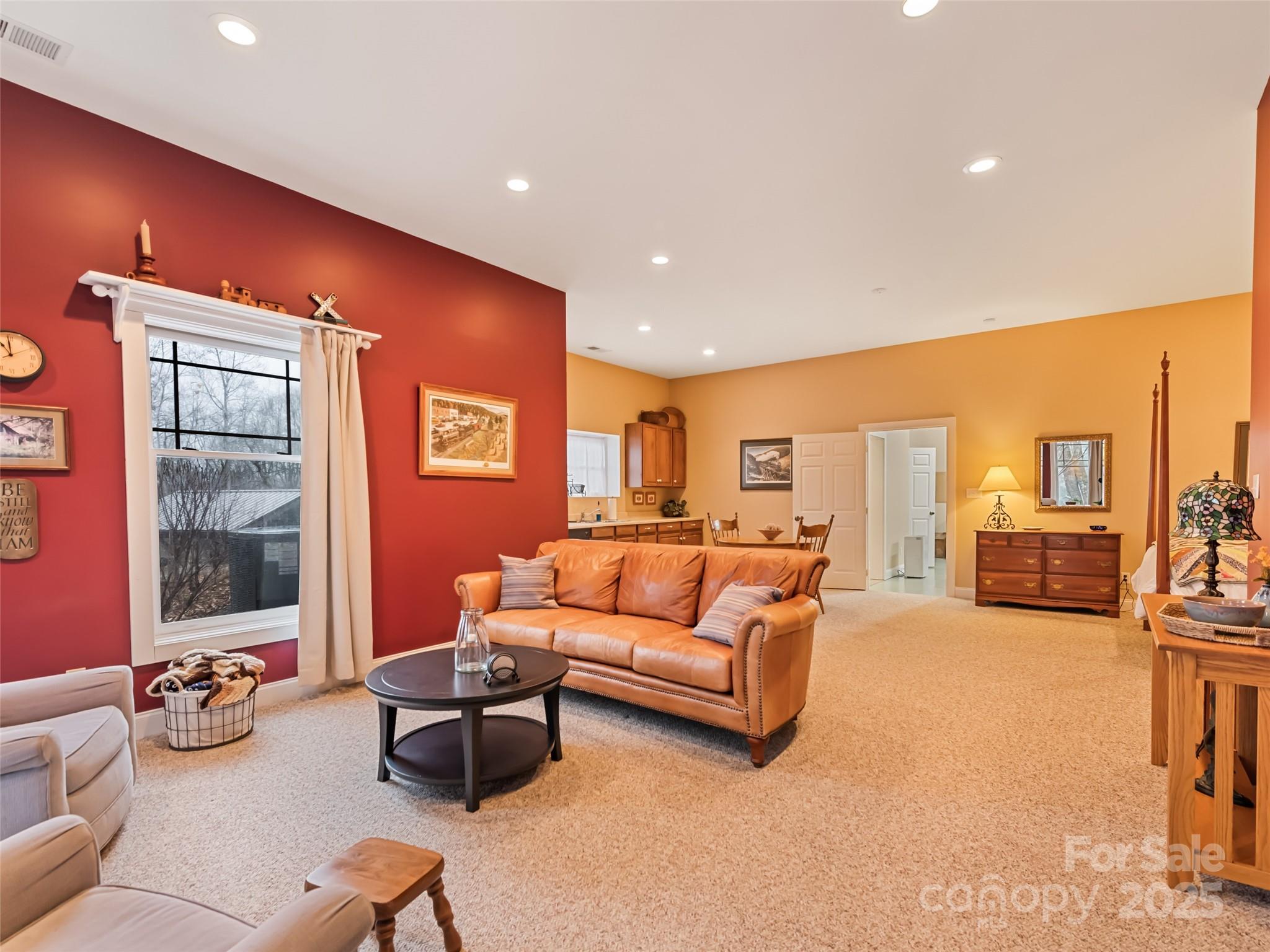 Hickory Hill - Residential